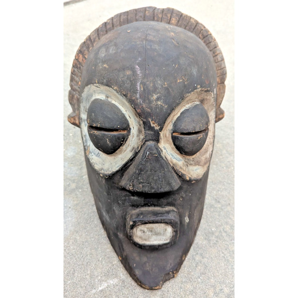 African Tribal Helmet Mask Makonde ? Carved Lightweight Wood As Is - Picture 3 of 16